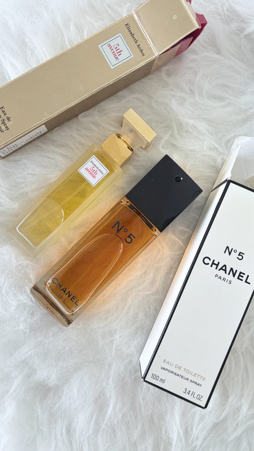 2004 Chanel No. 5 and Elizabeth Arden 5th Avenue Perfume Set - photo 3