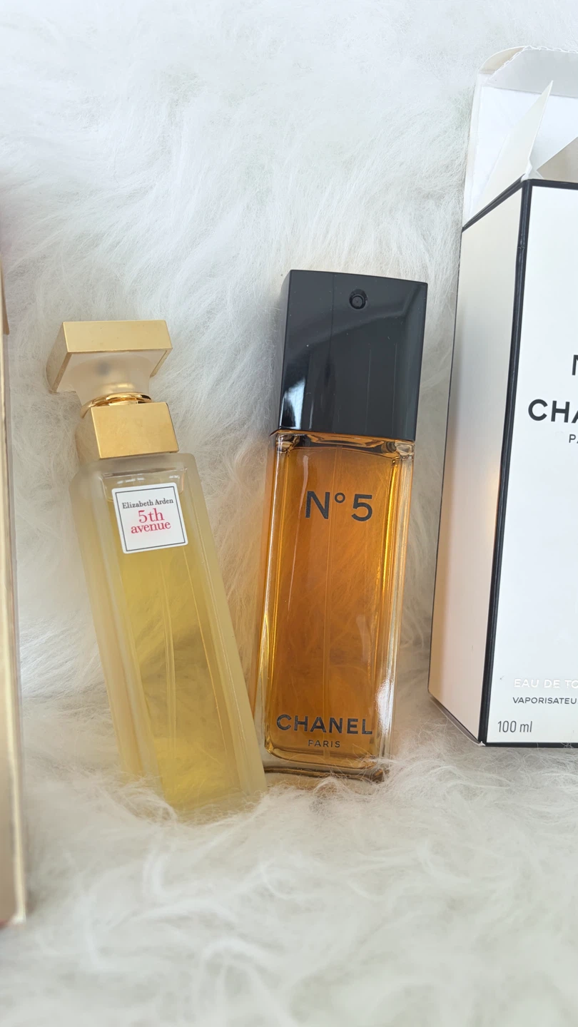 2004 Chanel No. 5 and Elizabeth Arden 5th Avenue Perfume Set - photo 4