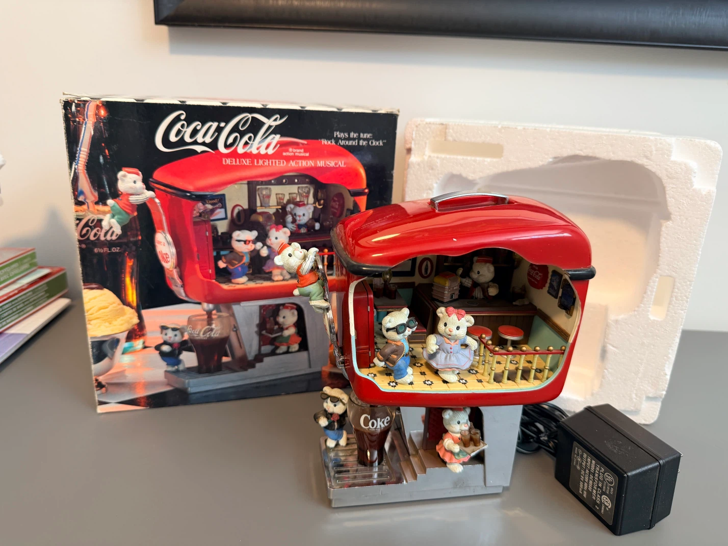 Vintage Coca-Cola Deluxe Lighted Action Musical