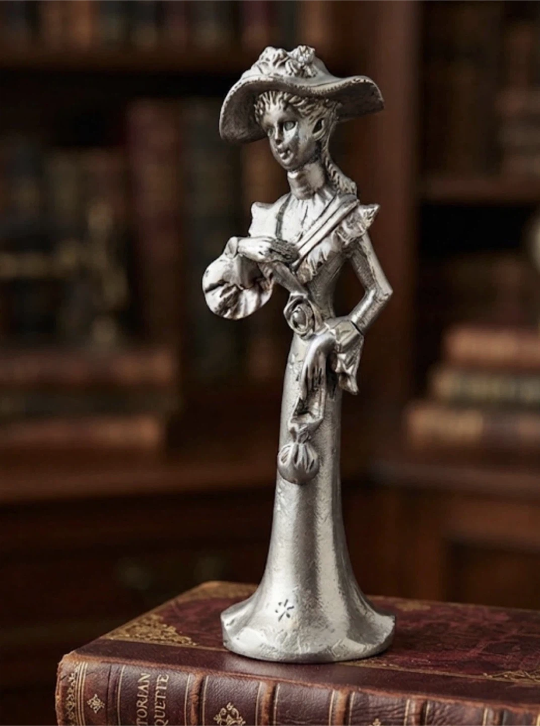 1980s Vintage Italian Pewter Lady Figurine Wide Brim Hat Peltro