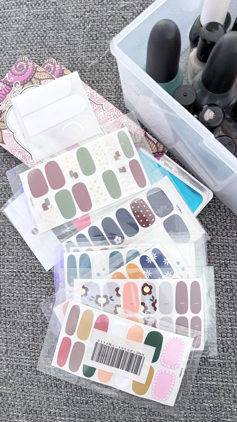 Nail polish and art kit with organizer - photo 3