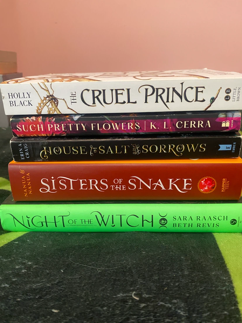 YA Fantasy Books 🧚🏼