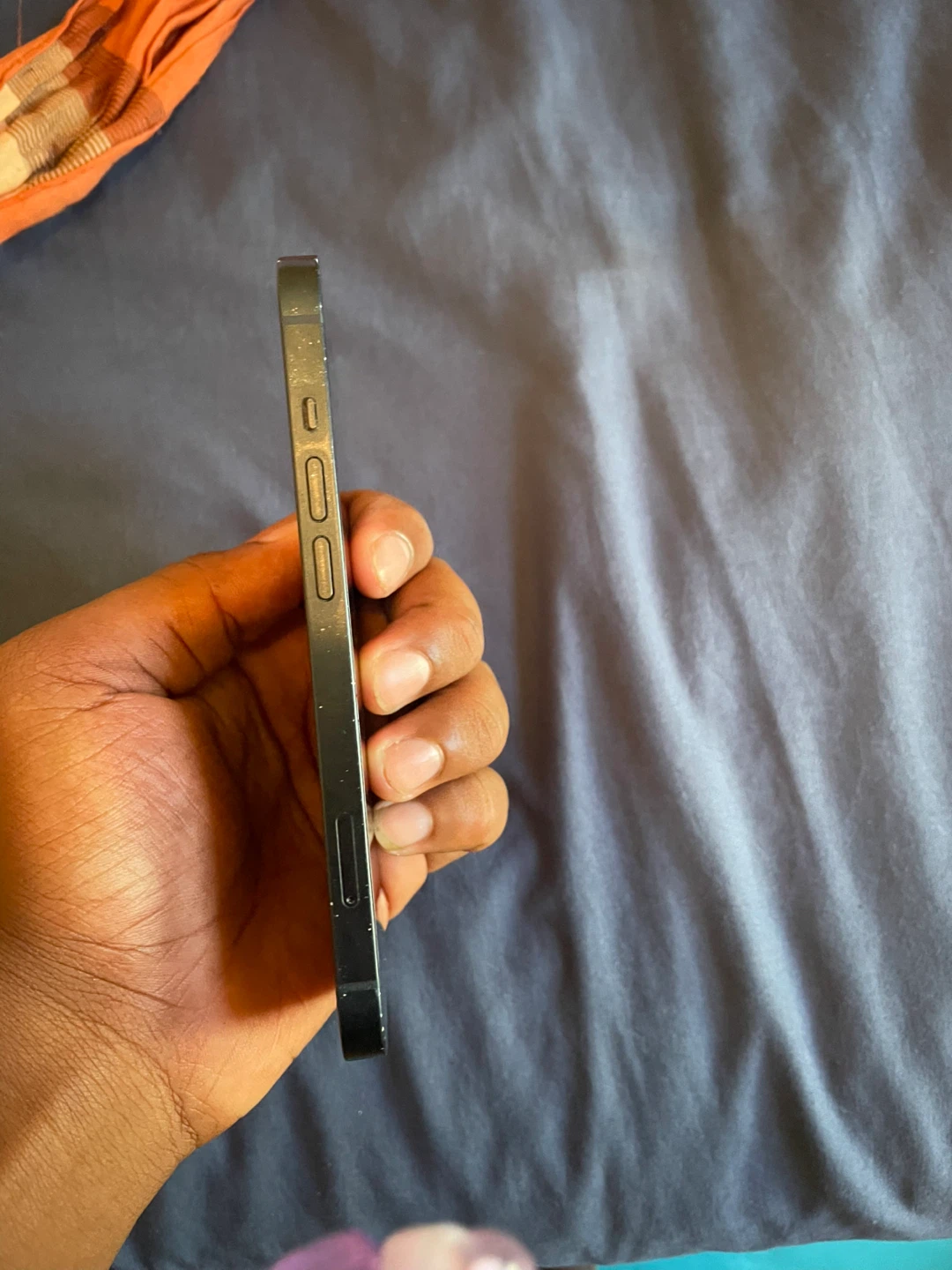 iPhone 13 - photo 5