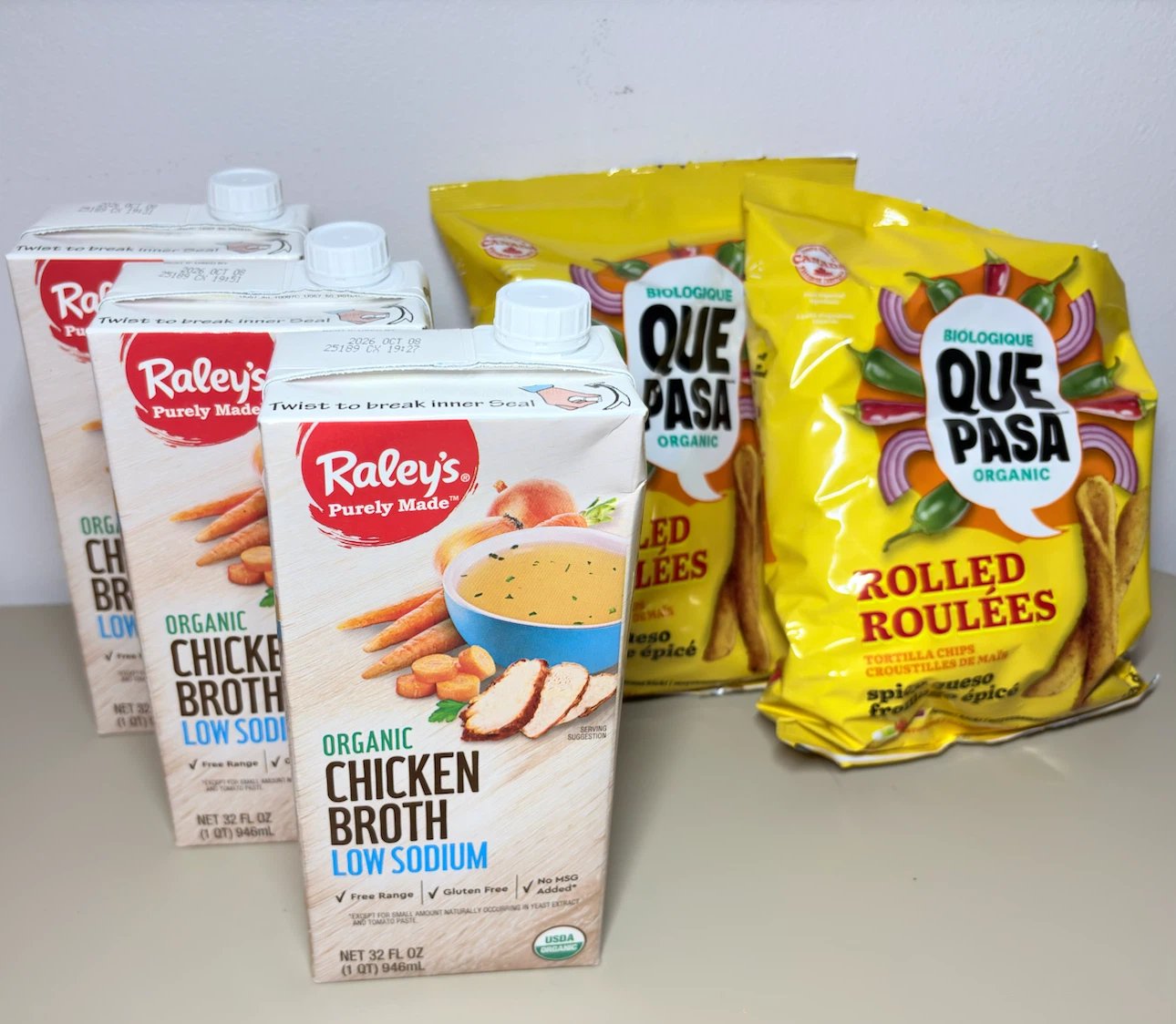 FREE FOOD Organic Chicken Broth and Organic chips