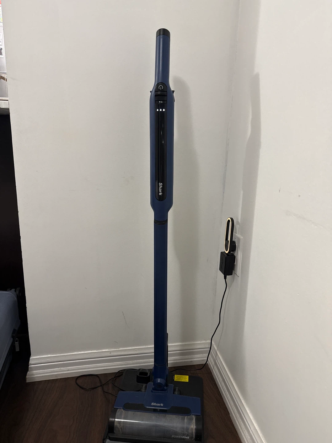 Shark Cordless Stick Vacuum WS640c