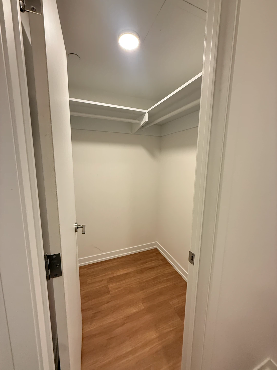 PRIVATE ROOM in a Brand-new 2 Bed / 2 Bath- Harbourfront!