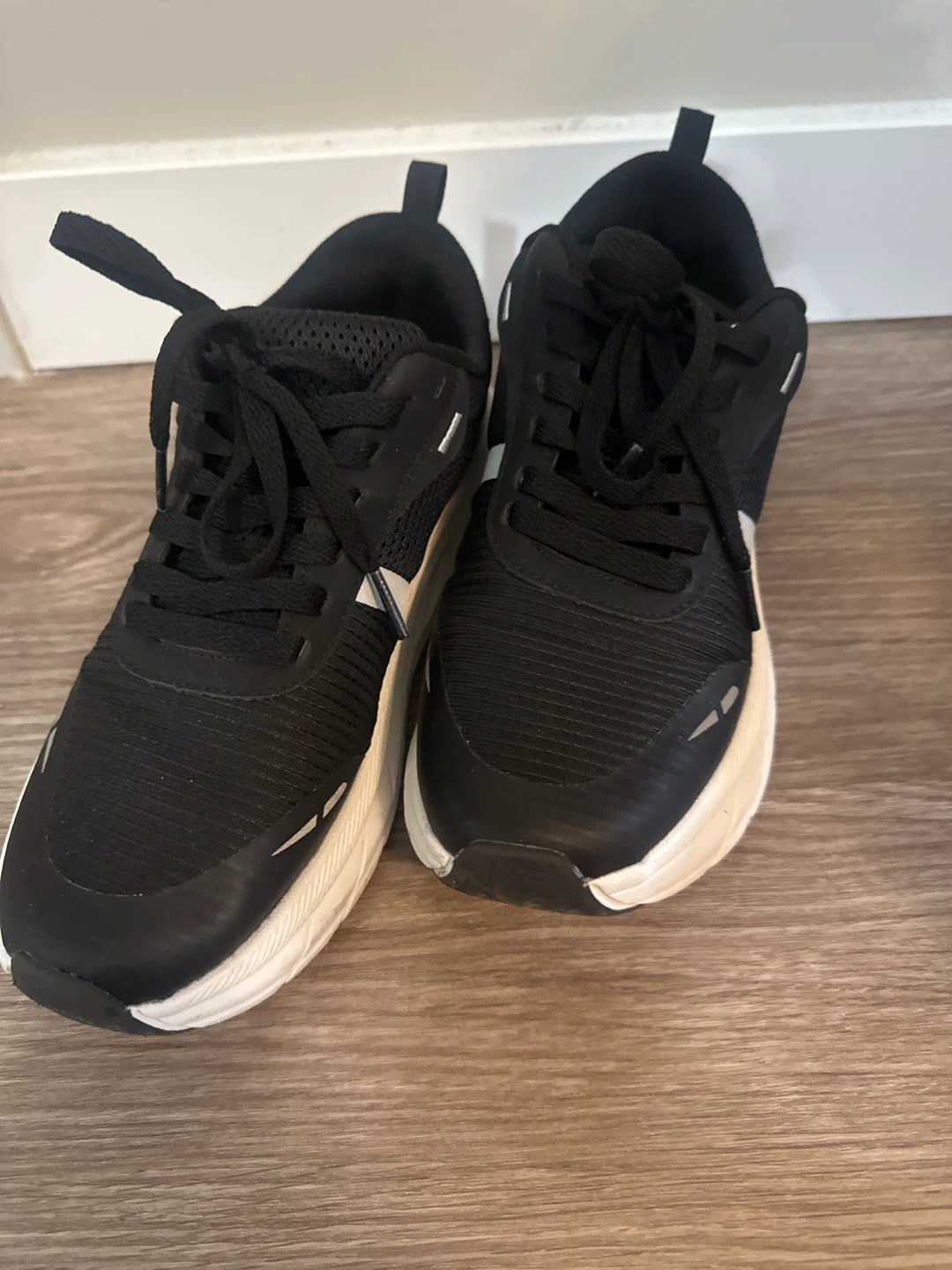 Black Athletic Shoes - photo 2