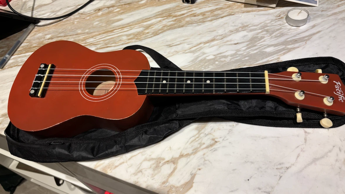 Pacific Ukulele with Gig Bag - Orange - photo 2