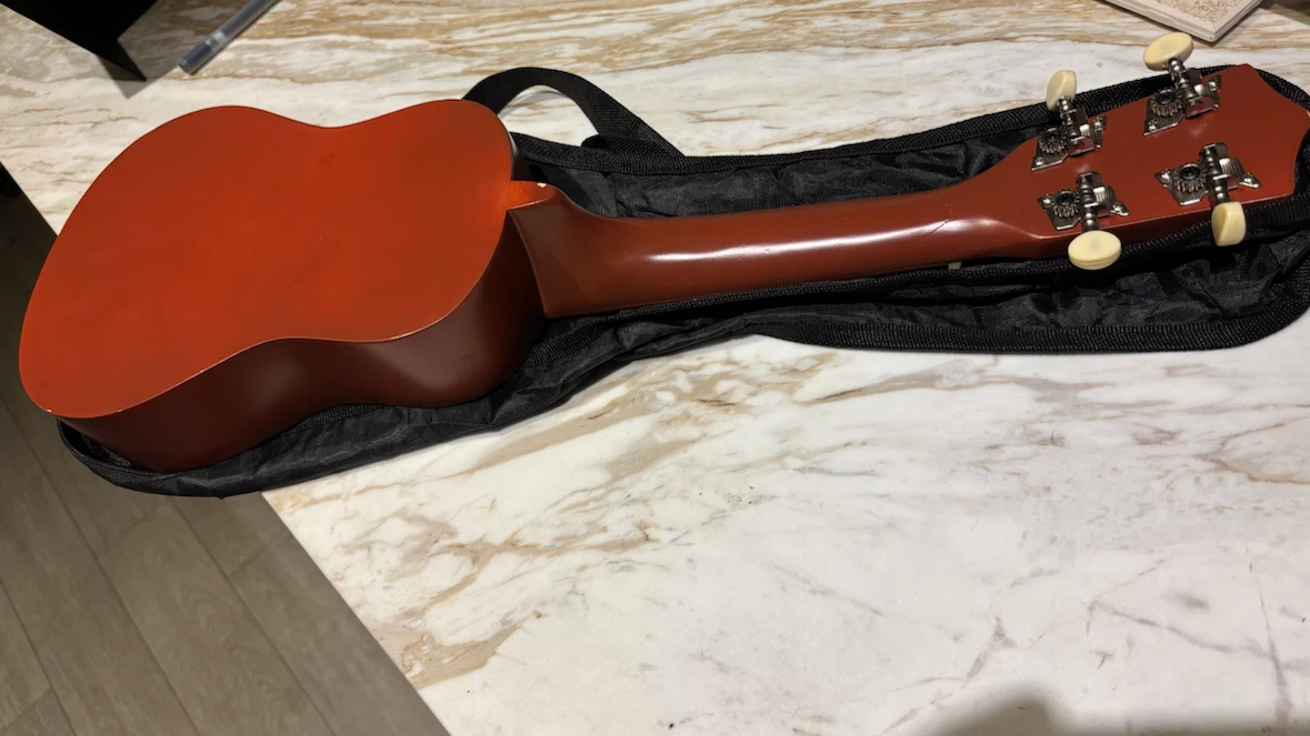 Pacific Ukulele with Gig Bag - Orange - photo 3