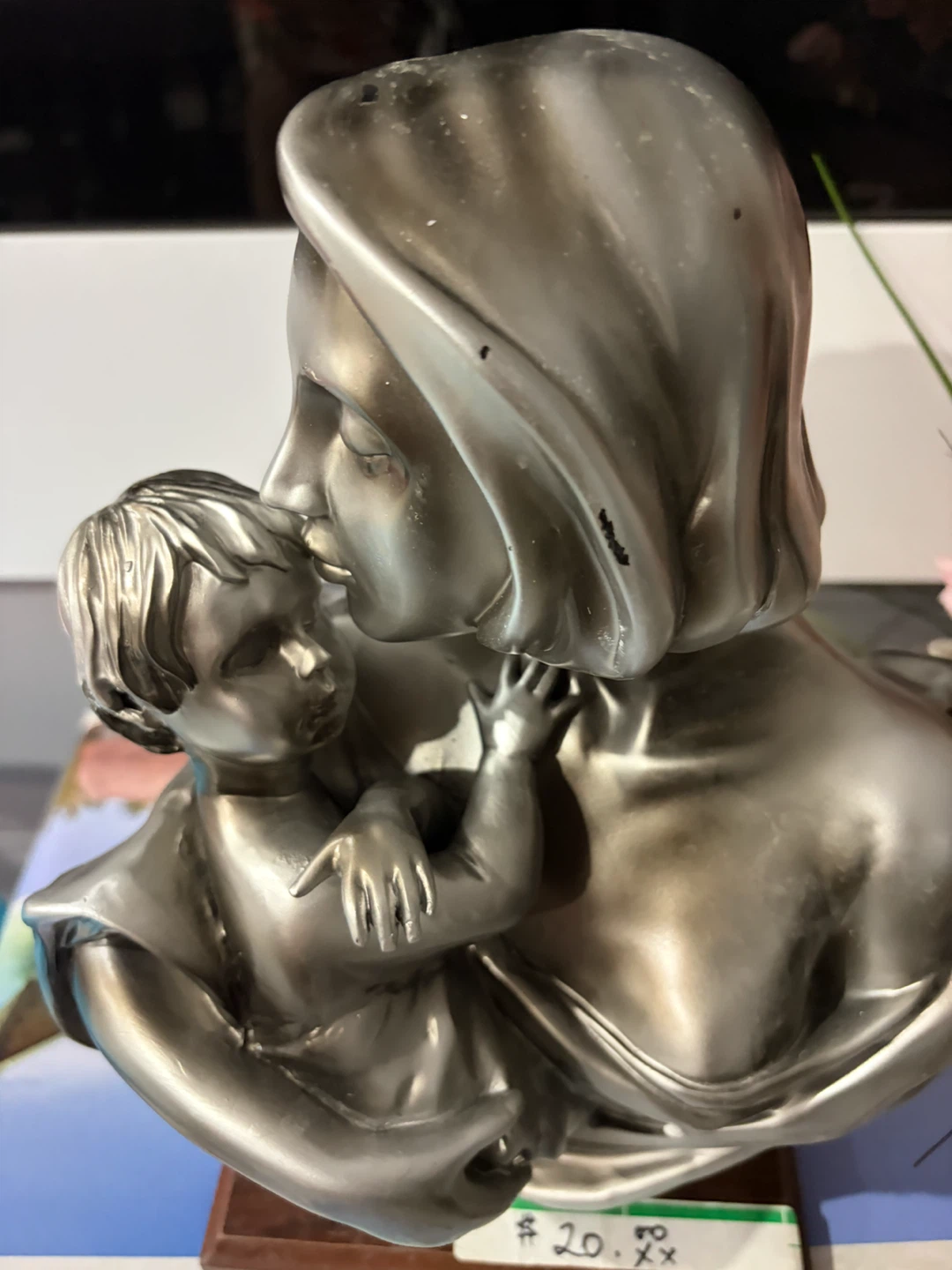 Mother and Child Figurine - photo 2