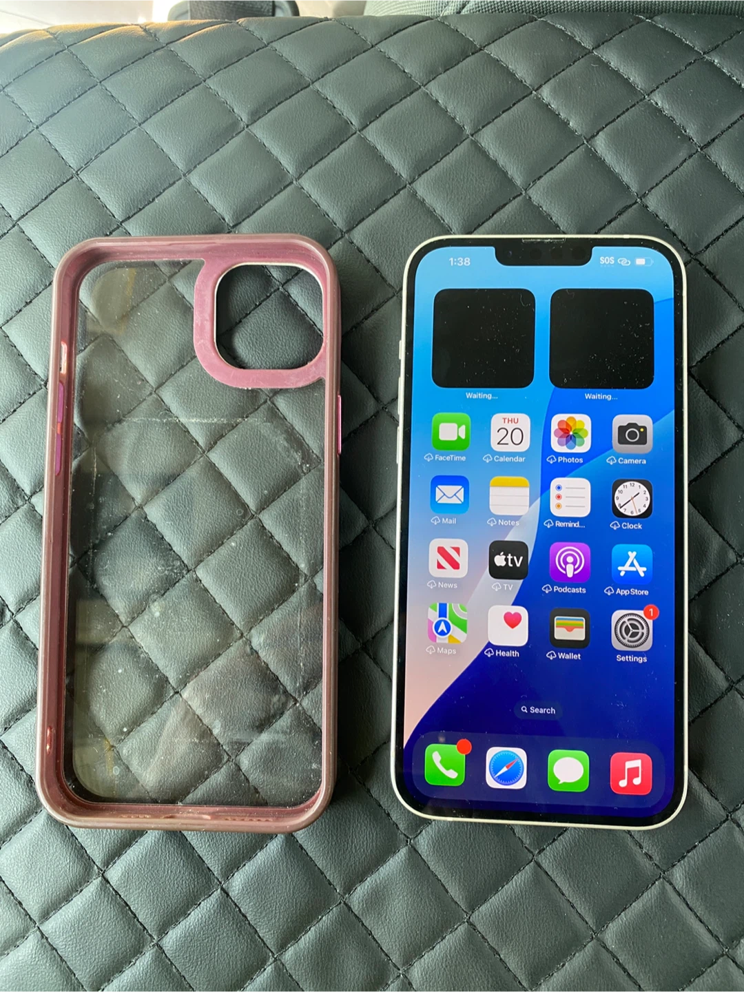 iPhone 14 Plus 128gb 84% Battery - photo 2