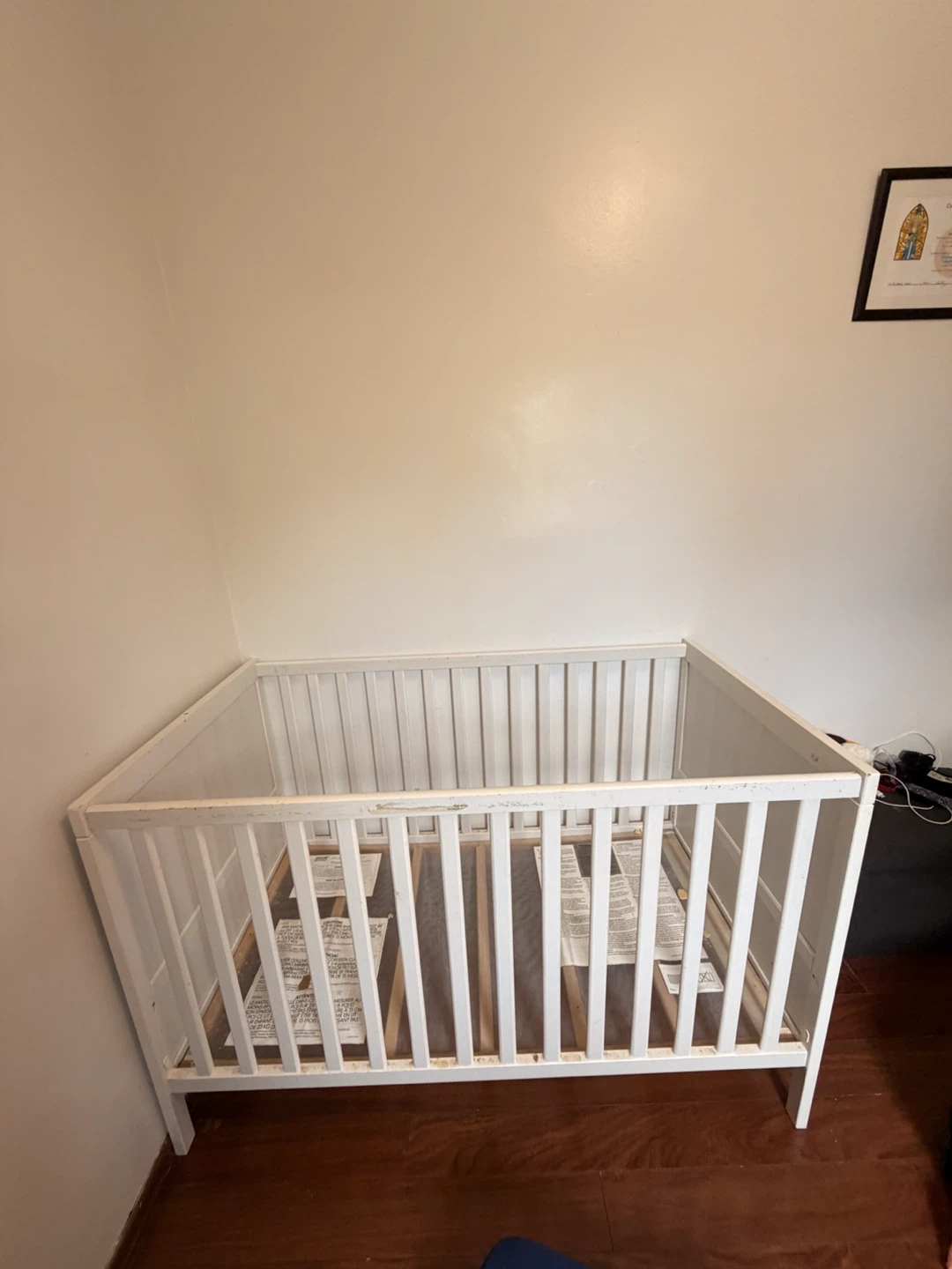 Baby white crib