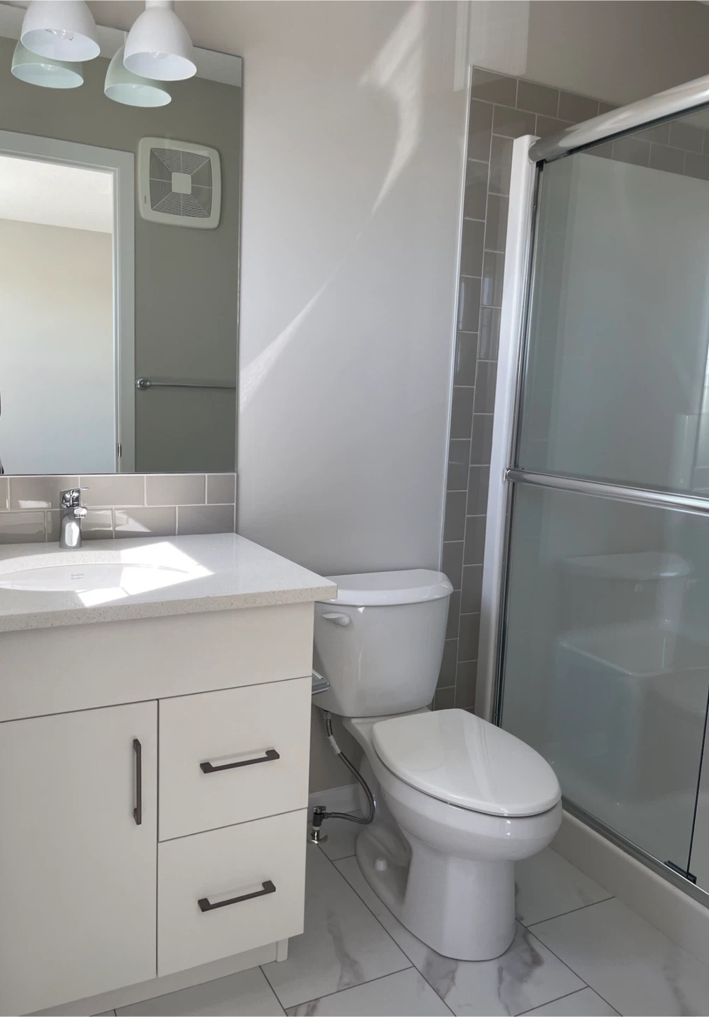 Private Room for Rent in Hotchkiss SE - photo 5