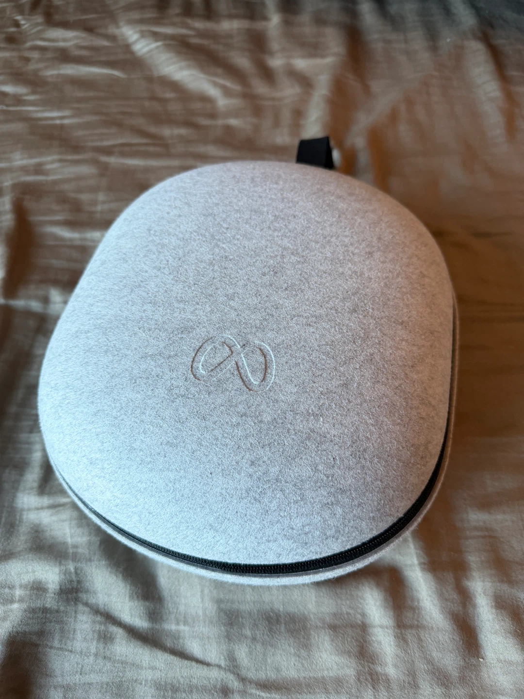 Meta Quest 3 (512 GB) with Carrying Case - photo 3