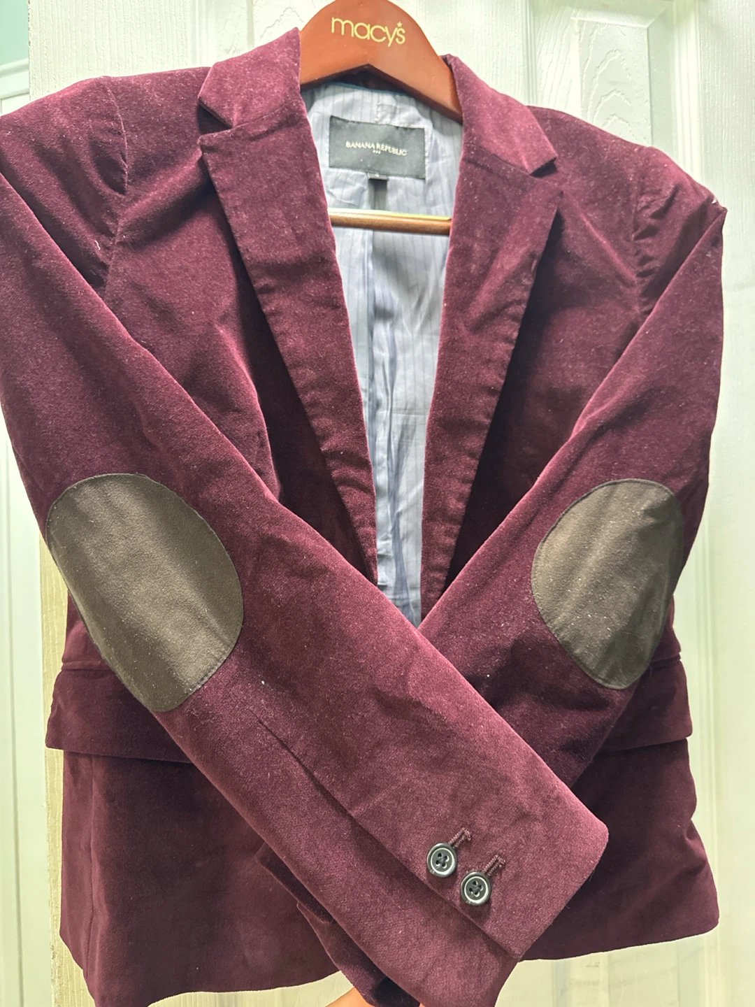 Banana Republic Burgundy Velvet Blazer size 2