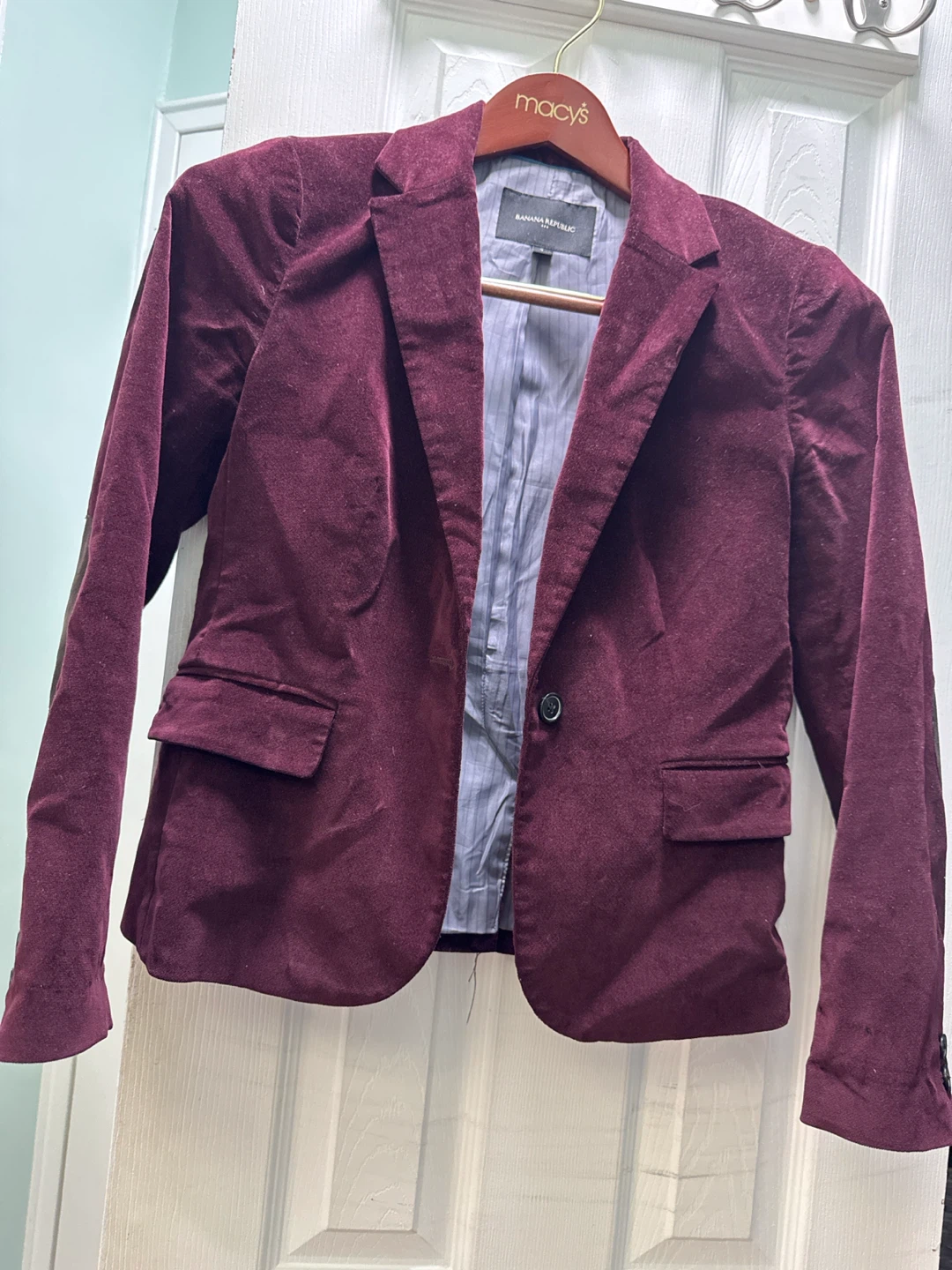 Banana Republic Burgundy Velvet Blazer size 2 - photo 2