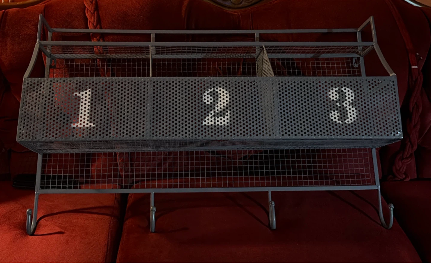 Wire storage shelf with 3 compartments and hooks