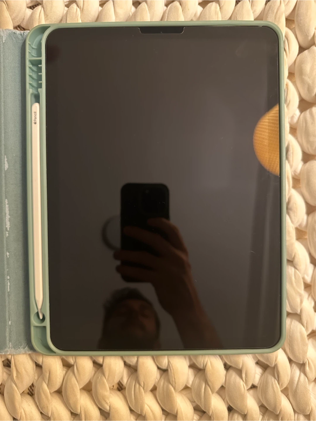 11” iPad Air 64gb + Apple Pencil + Case and Keyboard - photo 5