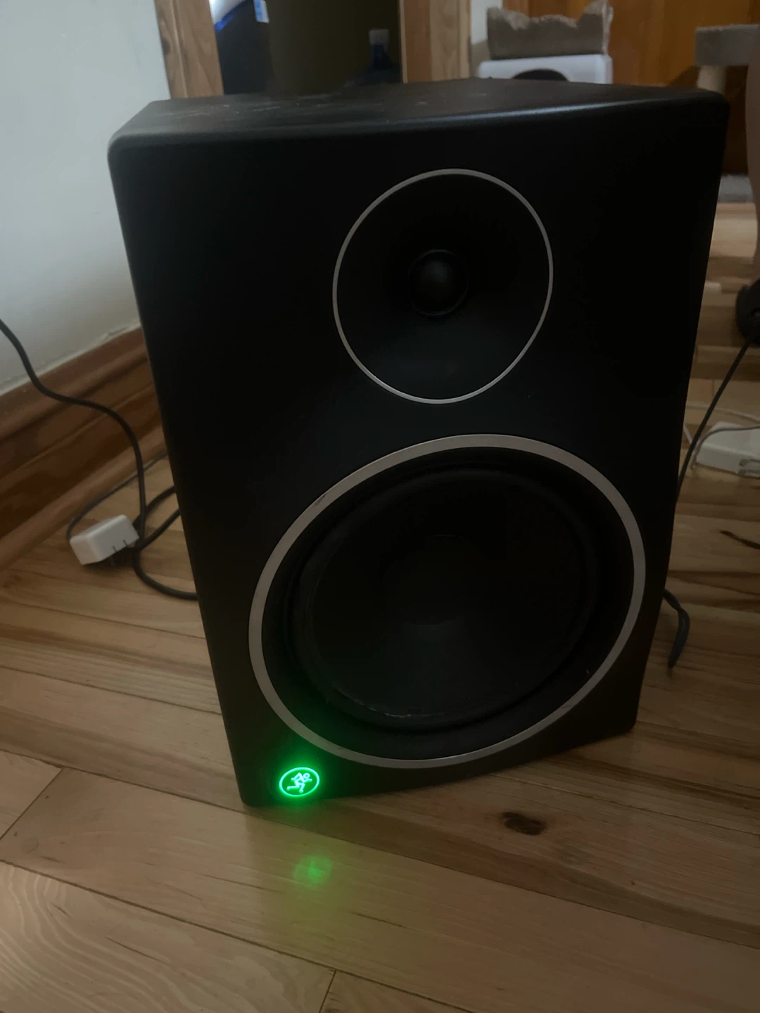 Mackie CR4-X Creative Reference Monitor Speaker