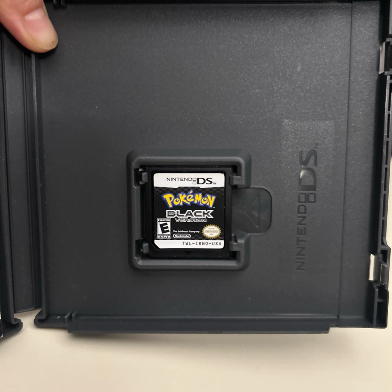 Pokemon Black CIB for Nintendo DS - photo 4