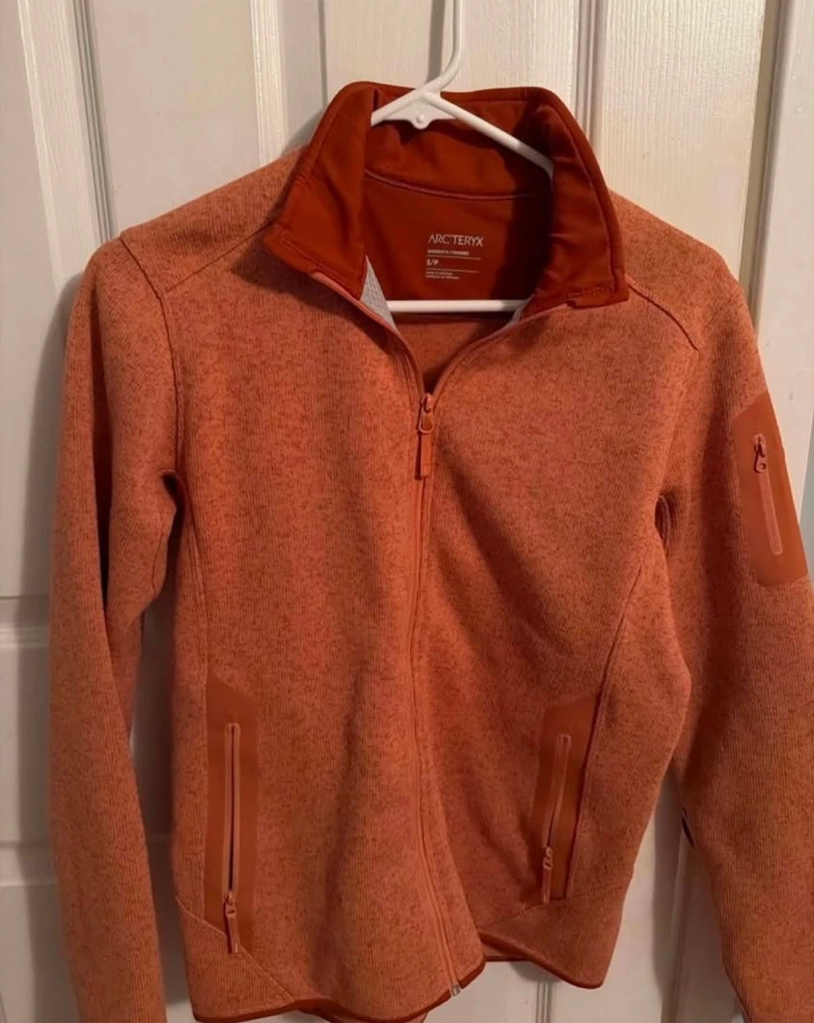 Women Arc’teryx sweater size small