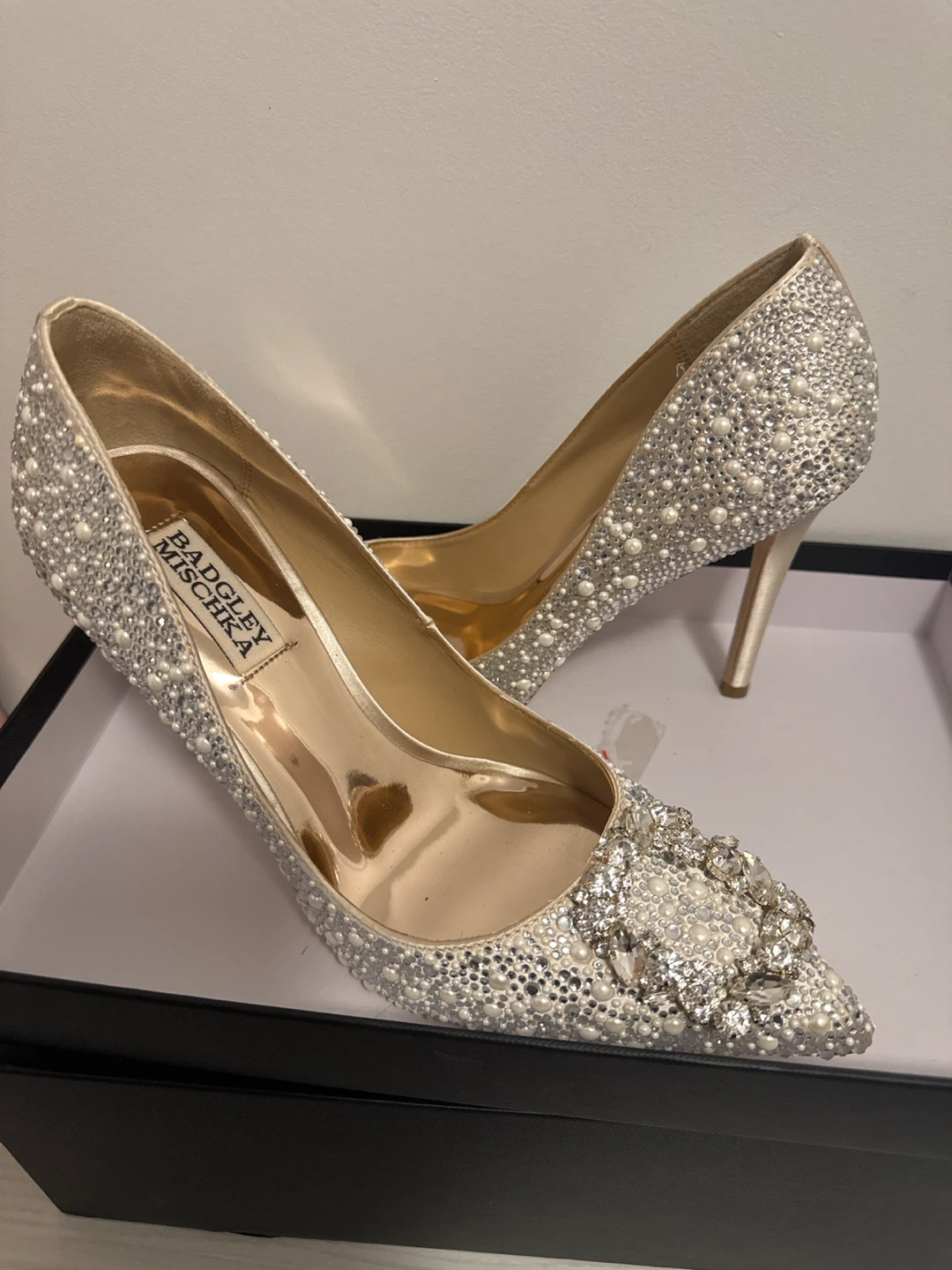 Wedding Badgley Mischka Crystal and Pearl Embellished Heels