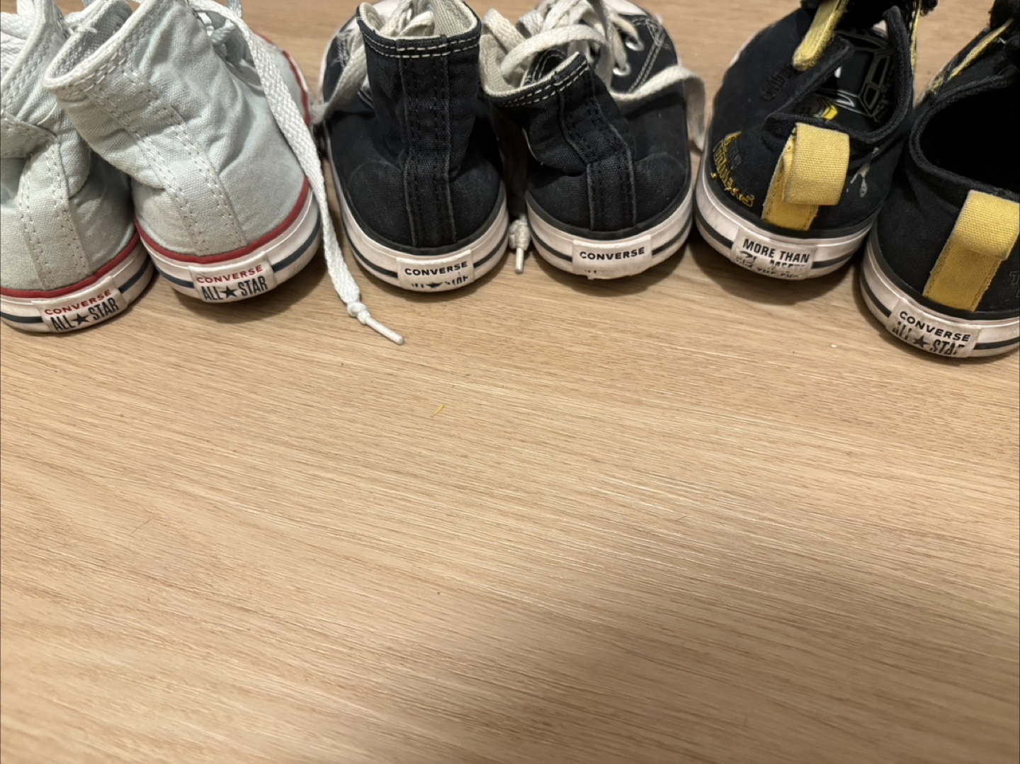 Converse All Star Sneakers toddler size 8 - photo 2