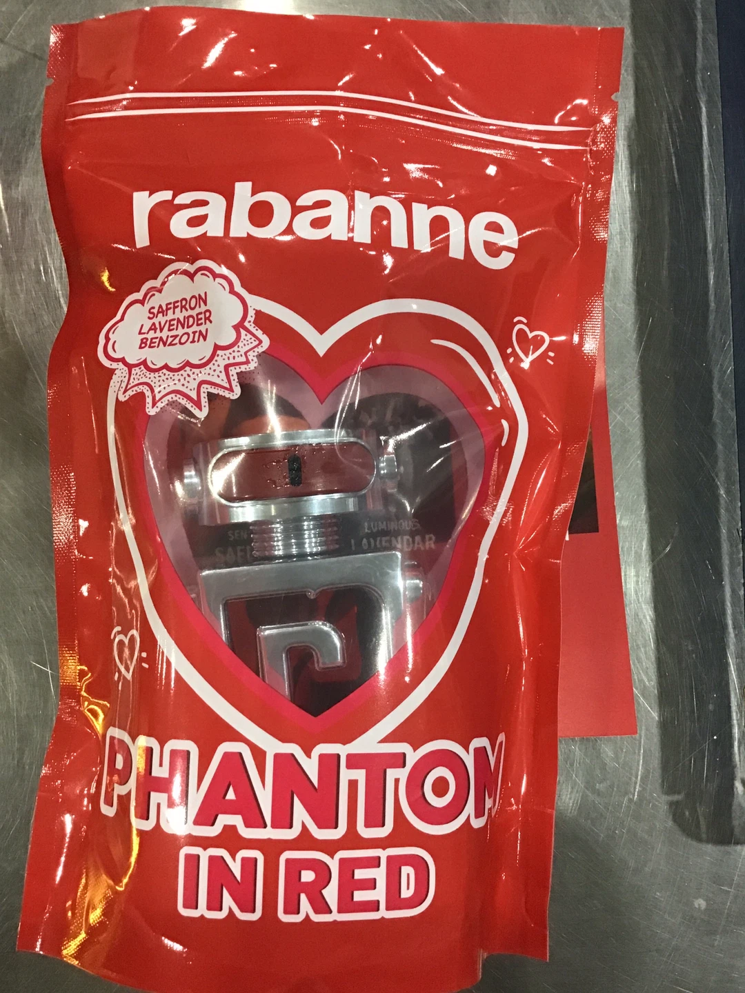 Phantom in red - photo 2
