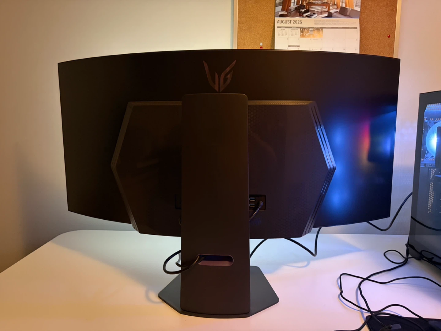LG 45” QHD Curved OLED Gaming Monitor (45GX900A-B) - photo 4