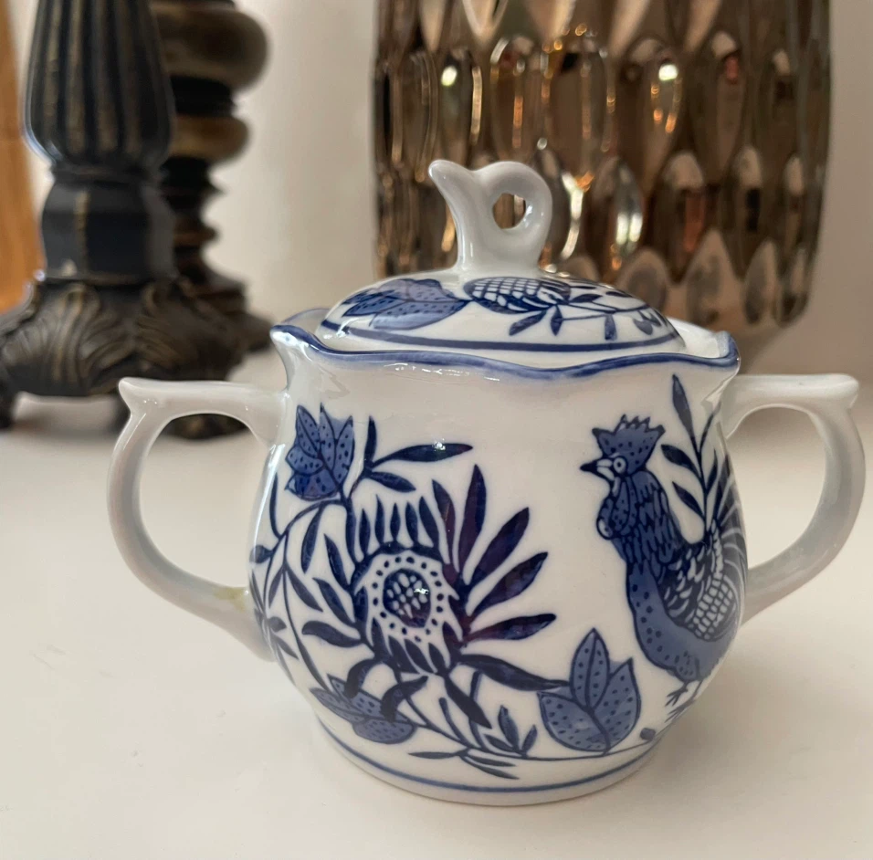 Gryphonware Sugar Bowl with Lid