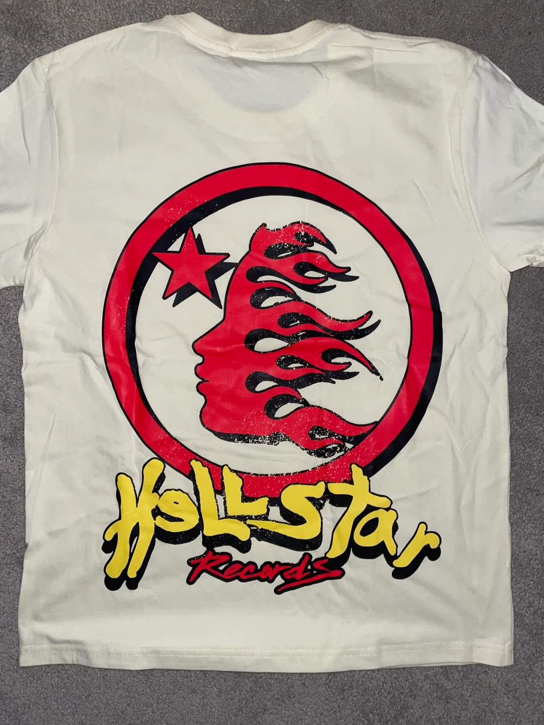 Hellstar Graphic T-Shirts Size Medium - photo 3