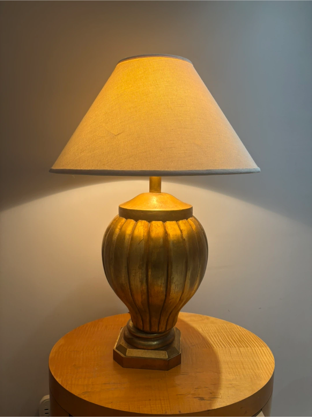 2 Large Vintage Gold Carved Wood Table Lamp – Hotel Style