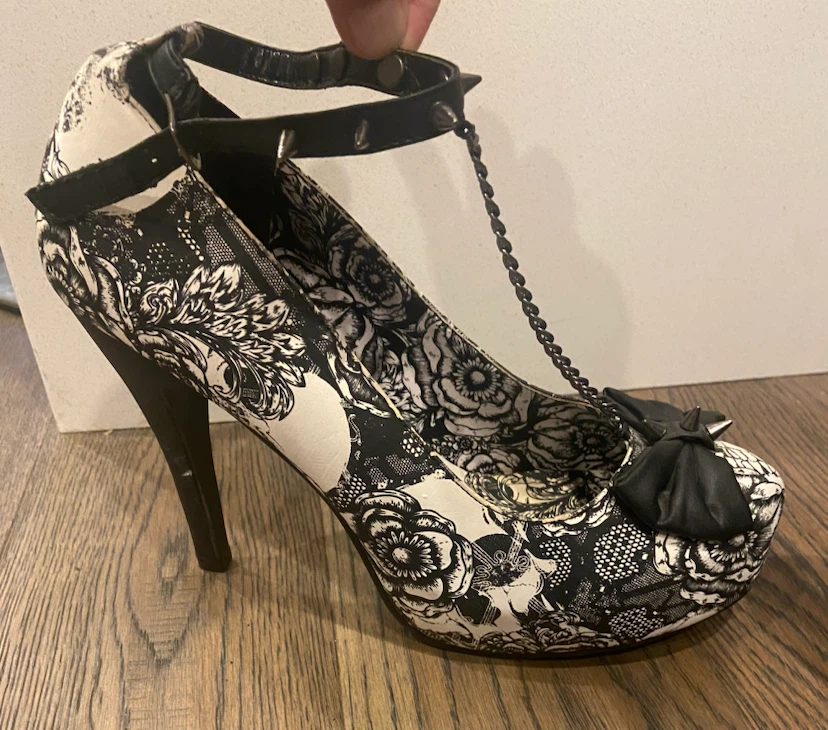 JustFab Black and White Skull Print Spiked Chain Heels 10