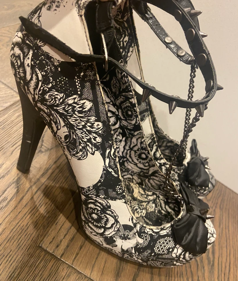 JustFab Black and White Skull Print Spiked Chain Heels 10 - photo 2