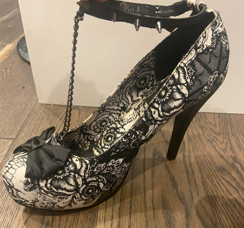 JustFab Black and White Skull Print Spiked Chain Heels 10 - photo 3