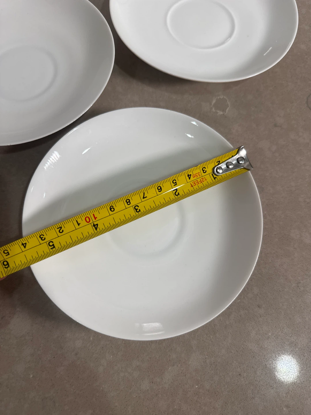 Set of 3 White H&C Porcelain Saucers - photo 4