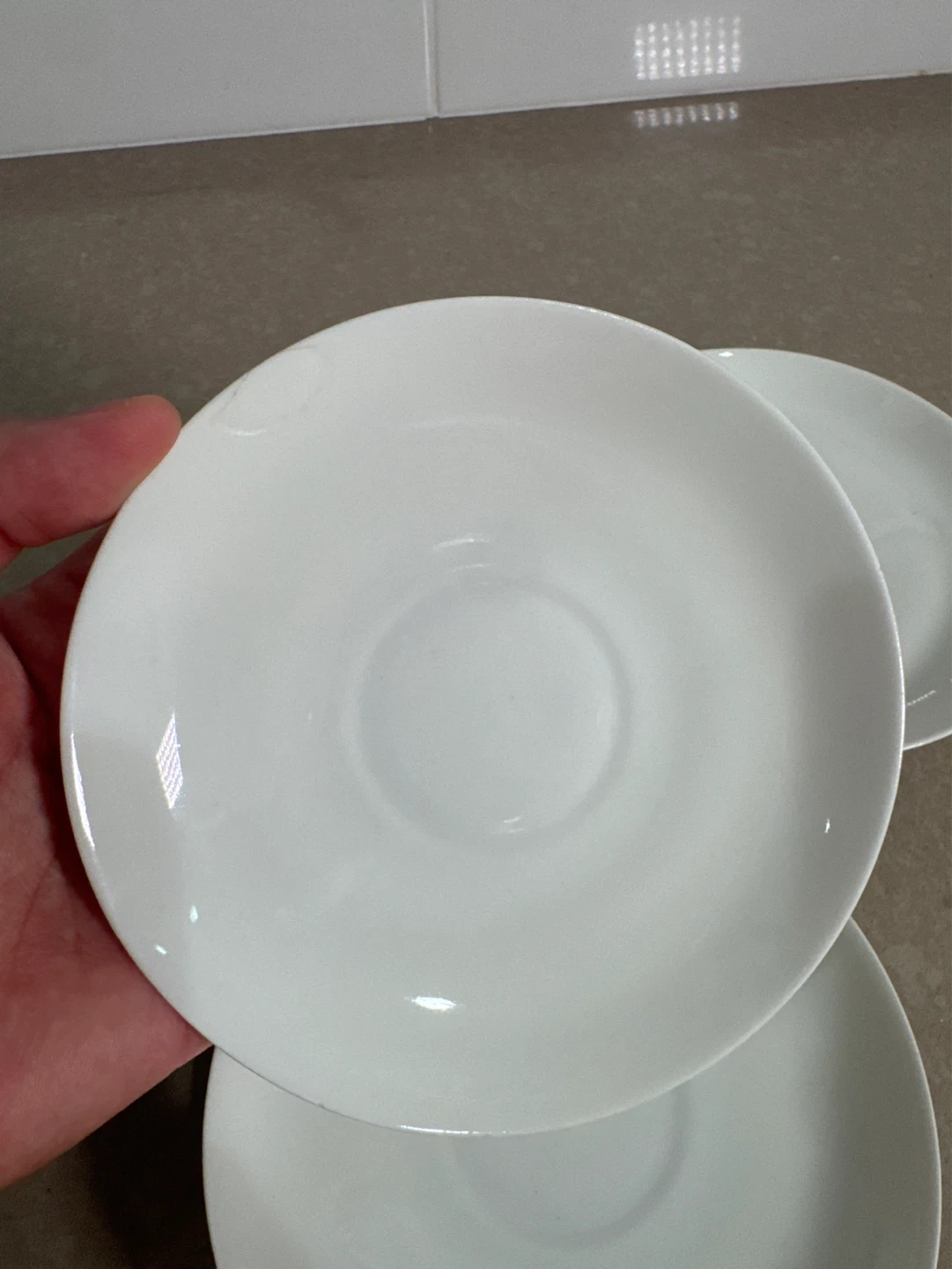 Set of 3 White H&C Porcelain Saucers - photo 2