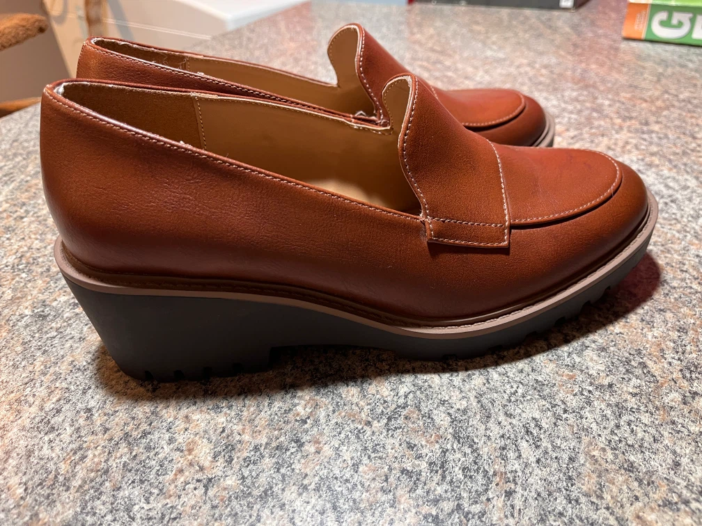 Soda Women's Brown Loafers Size 8M - photo 3
