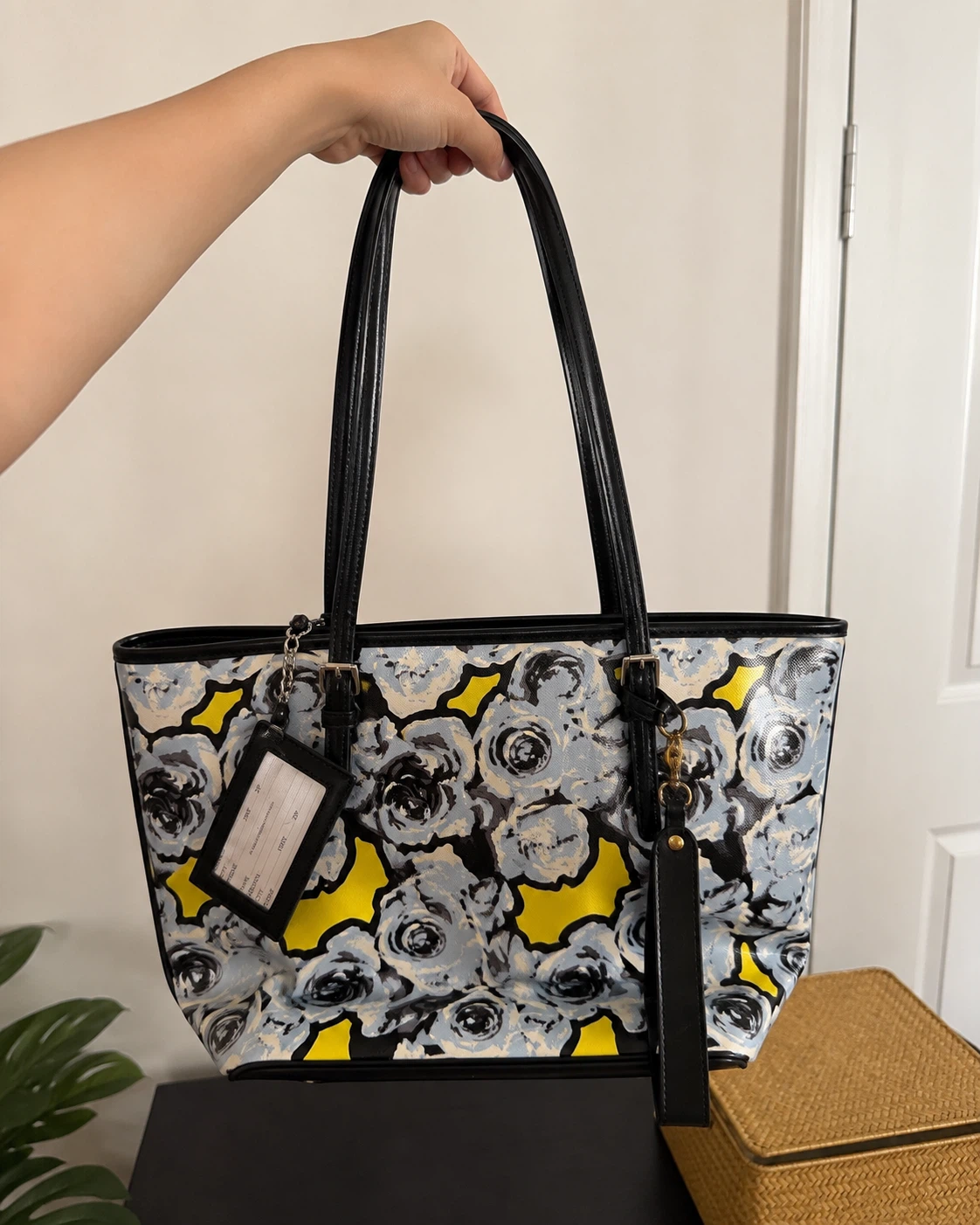 Nine West Rose Print Tote Bag with Card Holder - photo 2
