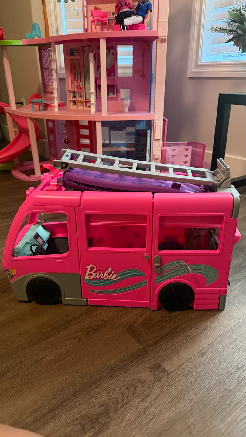 Barbie Dreamhouse and Camper - photo 4