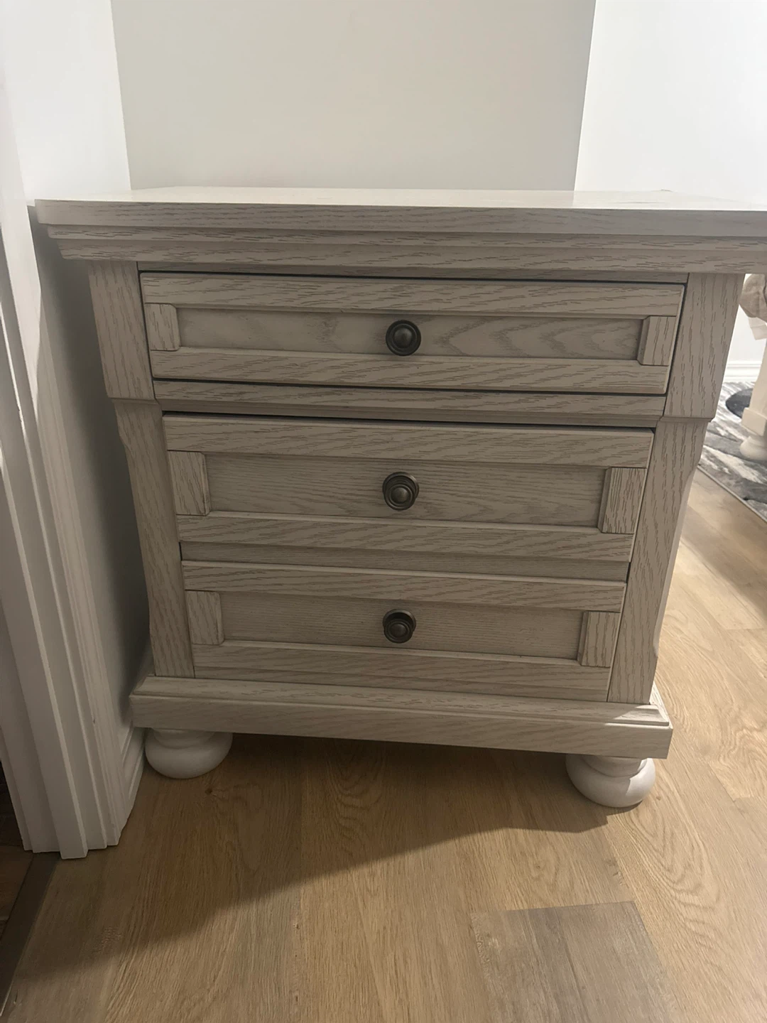 Three-drawer nightstand