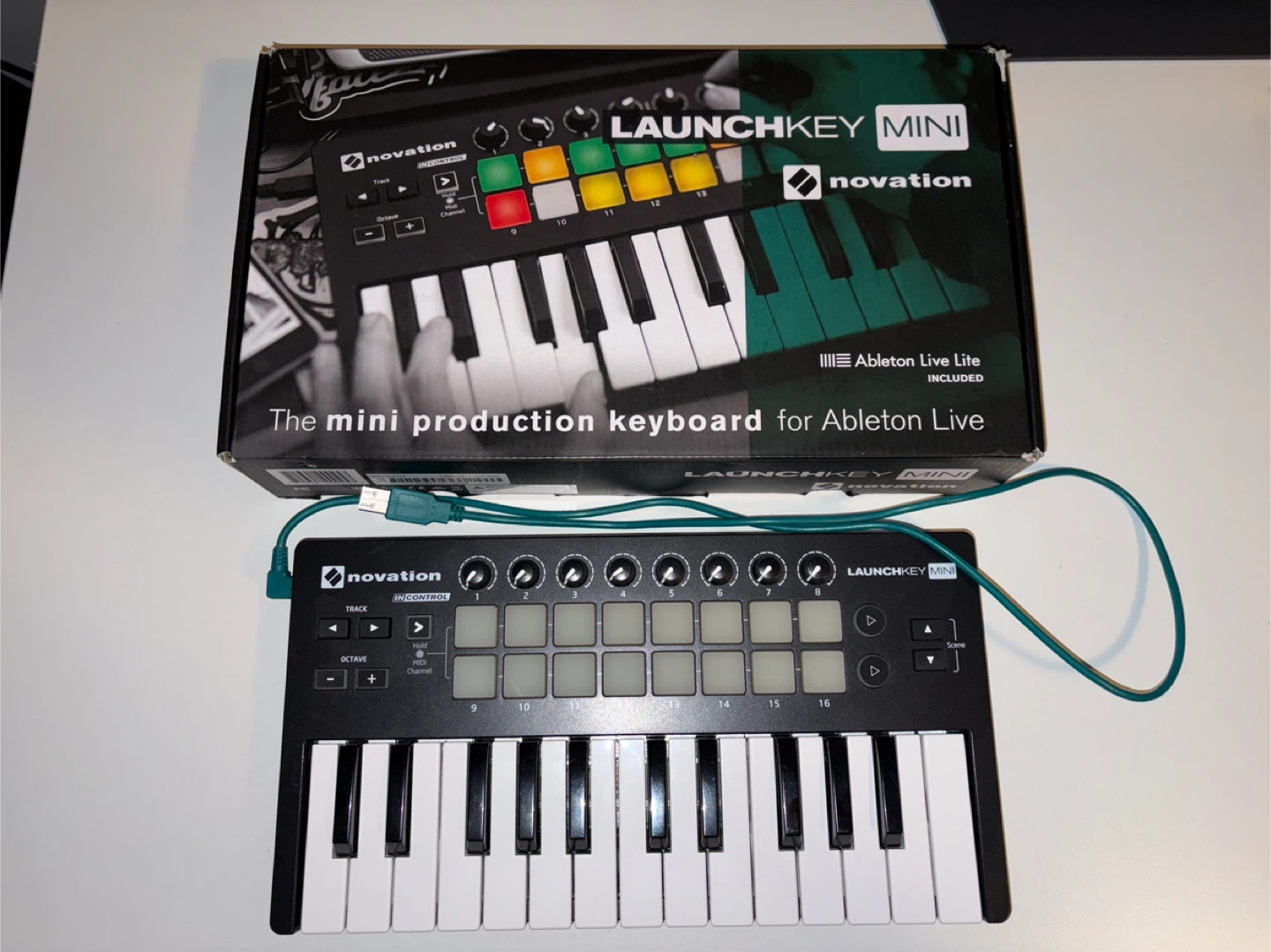 Novation Launchkey Mini MK2 (25 Key)