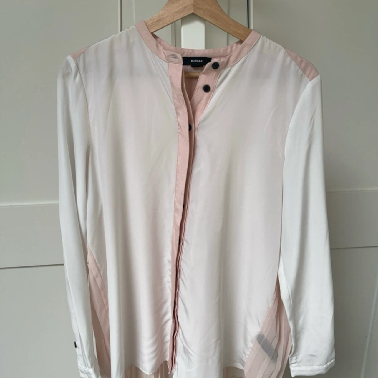 Rudsak White & Pink Pleated Long Sleeve Blouse