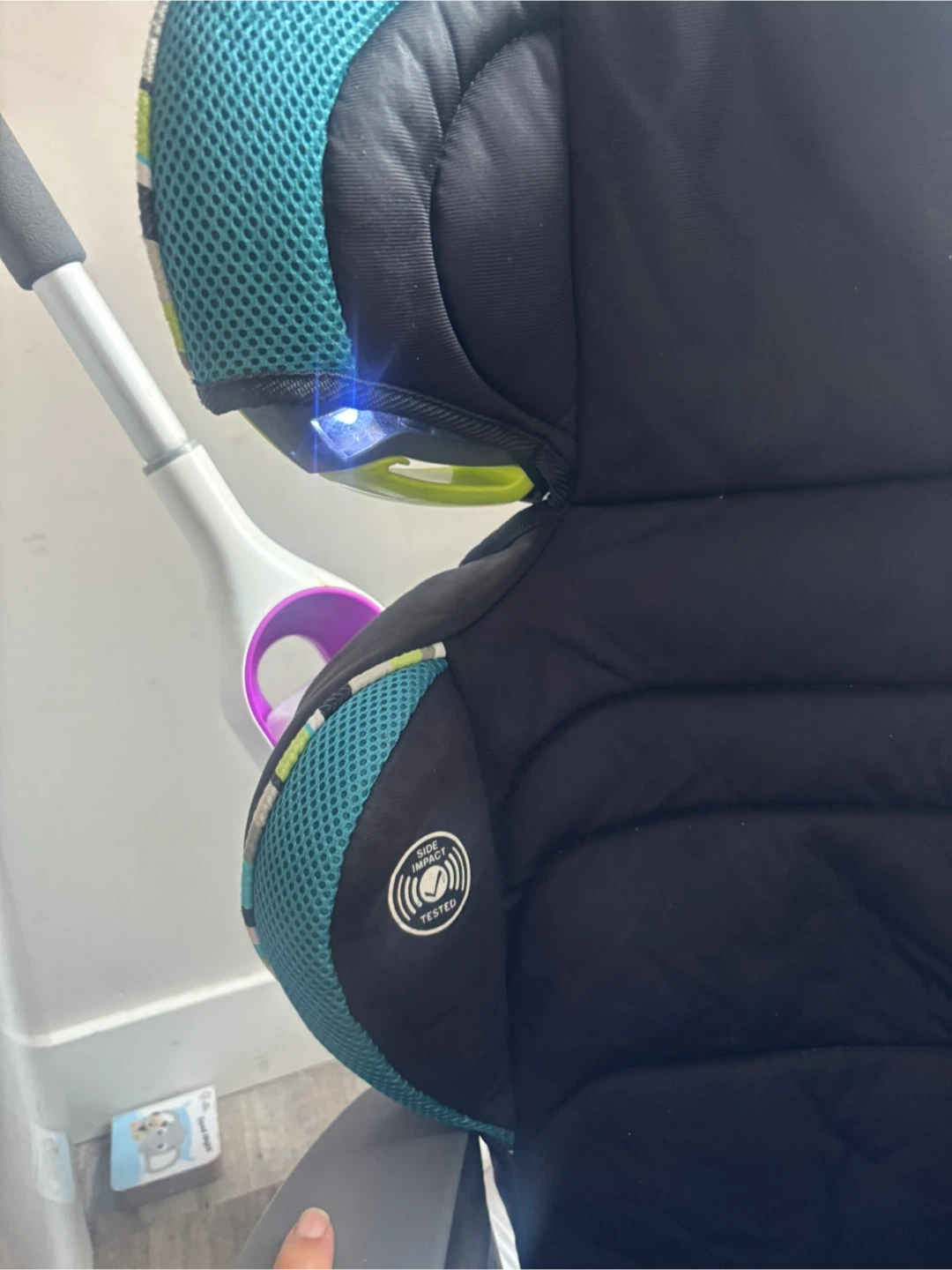 Everflo Booster Car Seat - photo 2