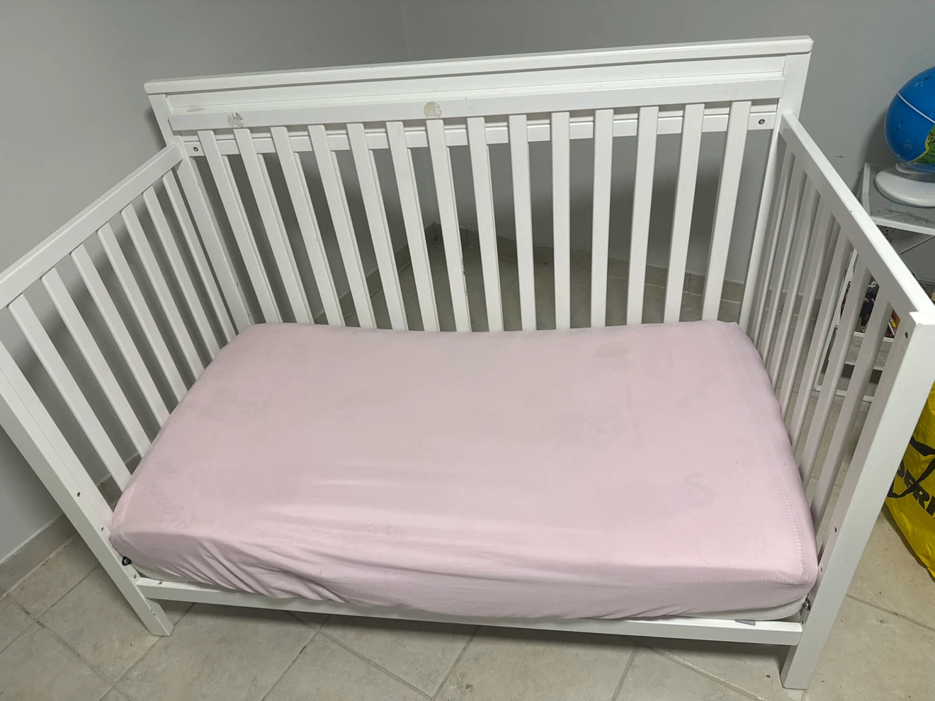 Baby crib