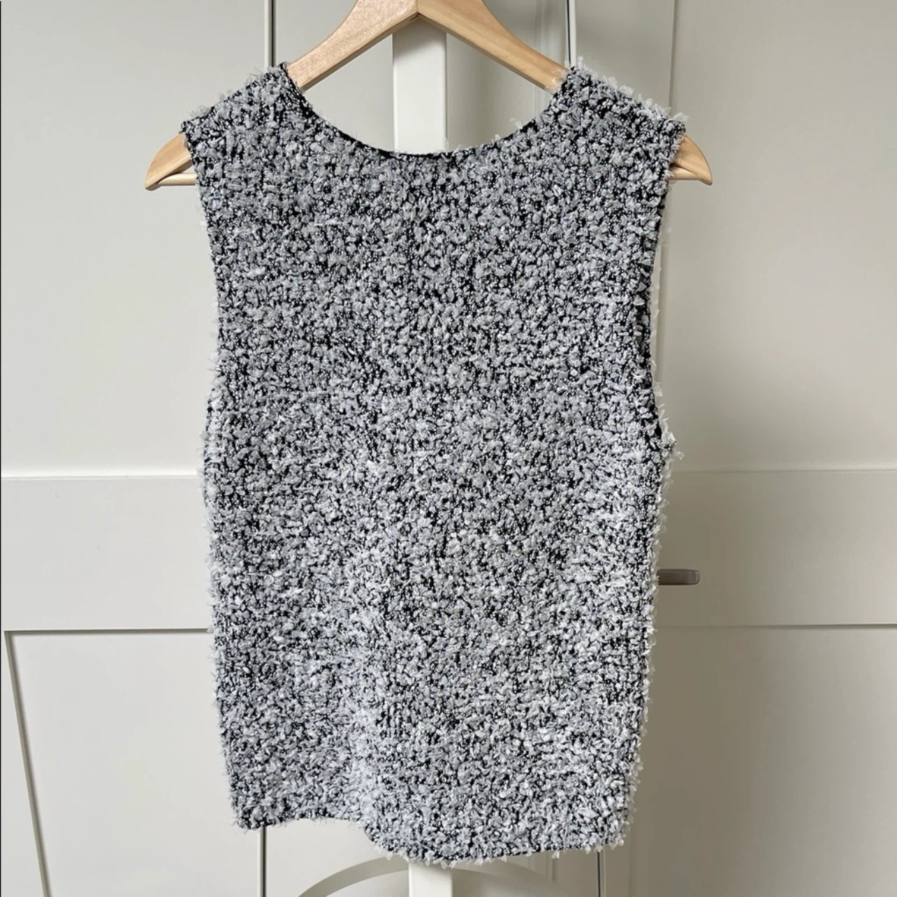 COS Black & White Textured Knit Sleeveless Top - photo 2