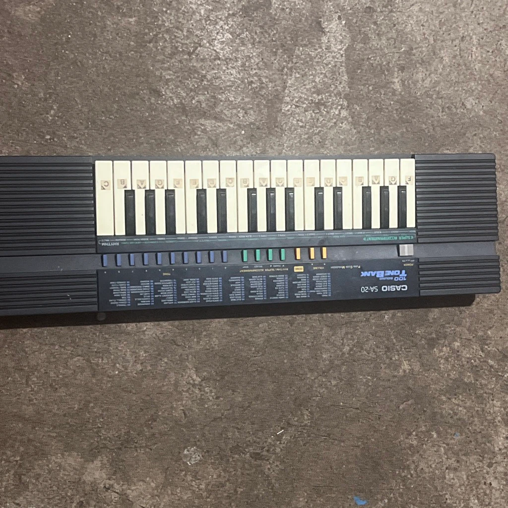 Casio SA-20 Tone Bank Keyboard
