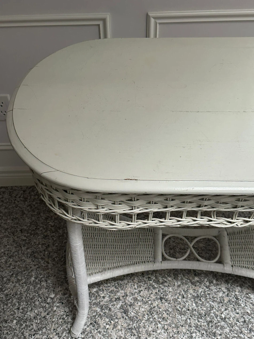 White wicker console table with matching magazine rack - photo 5