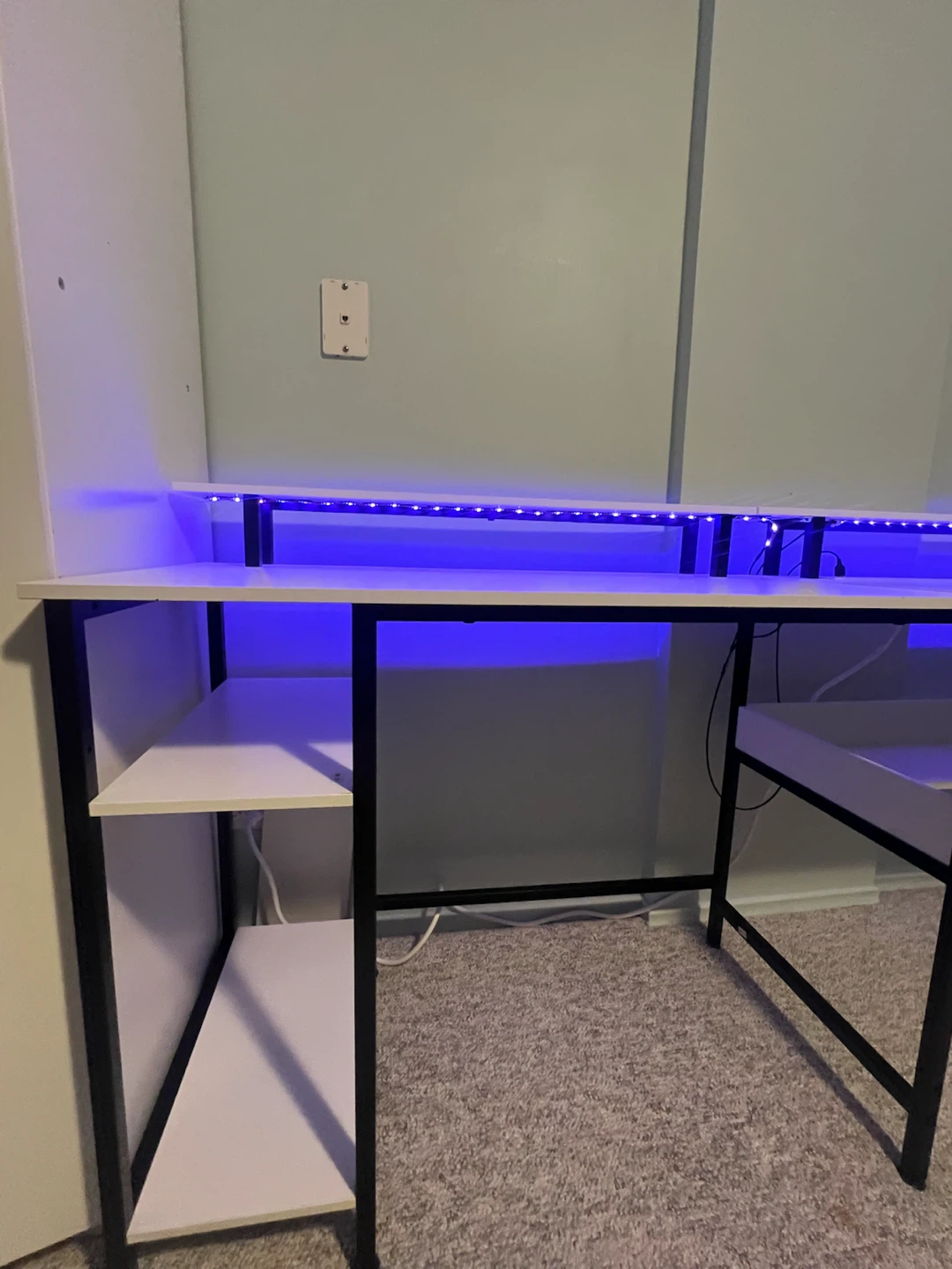 Long Desk / L-Shaped Desk with LED Lights + USB Ports - photo 3