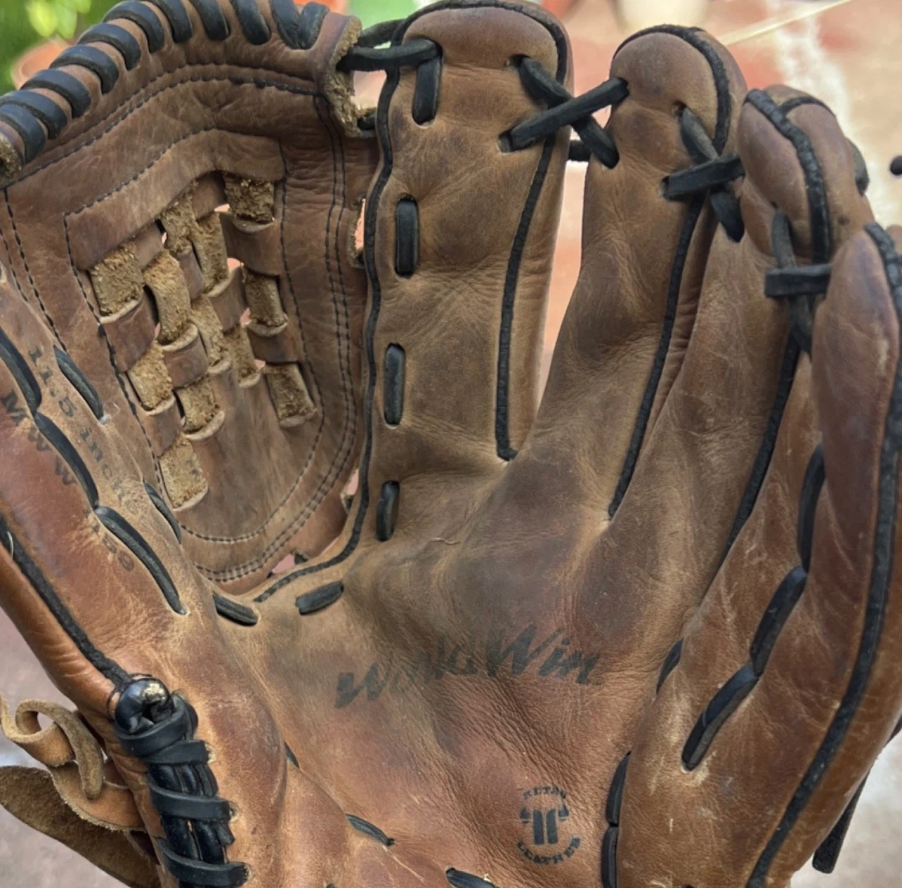 Mizuno World Win Baseball Glove - photo 3